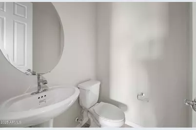 16092 W Red Bird Road, Surprise, AZ 85387 - Photo 9