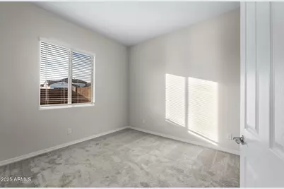 16092 W Red Bird Road, Surprise, AZ 85387 - Photo 5