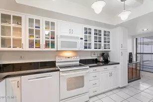 5124 N 31st Pl, Phoenix, AZ 85016 - Photo 13