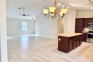 13927 W Port Royale Ln, Surprise, AZ 85379 - Photo 11