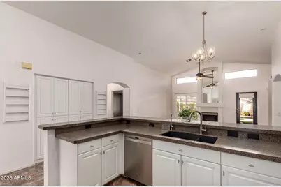 462 E Pinto Drive, Gilbert, AZ 85296 - Photo 7