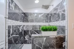 8401 N 67th Ave, Glendale, AZ 85302 - Photo 17