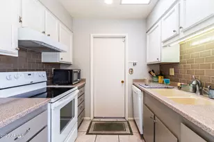 13404 W Copperstone Dr, Sun City West, AZ 85375 - Photo 9