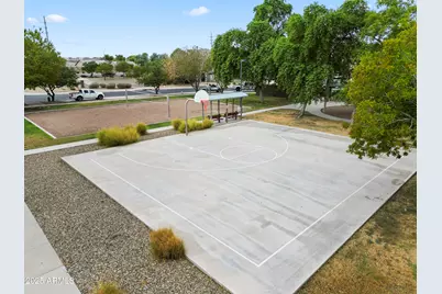 456 N 168th Drive, Goodyear, AZ 85338 - Photo 29