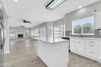 781 N Bristol Lane, Gilbert, AZ 85234 - Photo 9