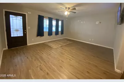 314 W Phoenix Avenue, Eloy, AZ 85131 - Photo 3