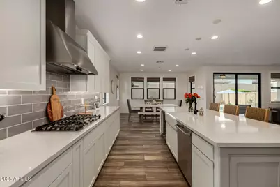 9810 E Resistance Avenue, Mesa, AZ 85212 - Photo 13