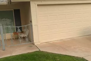 10202 W Bolivar Dr, Sun City, AZ 85351 - Photo 23