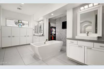 1705 W Parnell Drive, Phoenix, AZ 85085 - Photo 17