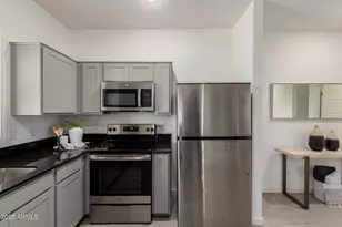 8255 N 22nd Dr, Phoenix, AZ 85021 - Photo 15