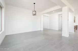 115 E Santa Cruz Dr, Phoenix, AZ 85085 - Photo 7