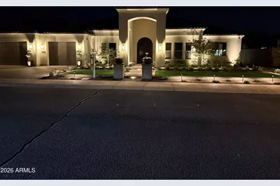 13851 N 74th Avenue, Peoria, AZ 85381 - Photo 3