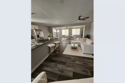 10440 W Cheryl Drive, Sun City, AZ 85351 - Photo 9