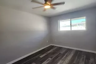 10440 W Cheryl Dr, Sun City, AZ 85351 - Photo 15