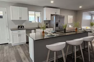 10440 W Cheryl Dr, Sun City, AZ 85351 - Photo 7