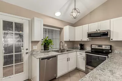 8111 W Wacker Road #1, Peoria, AZ 85381 - Photo 5