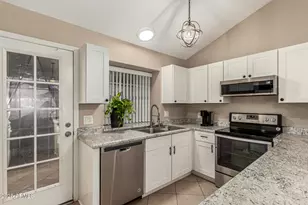 8111 W Wacker Rd, Peoria, AZ 85381 - Photo 5