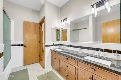 5926 E Vernon Avenue, Scottsdale, AZ 85257 - Photo 35