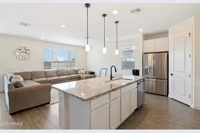 7352 S Briarwood Lane, Gilbert, AZ 85298 - Photo 11