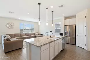 7352 S Briarwood Ln, Gilbert, AZ 85298 - Photo 11