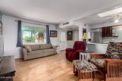 10929 W Oakmont Drive, Sun City, AZ 85351 - Photo 9