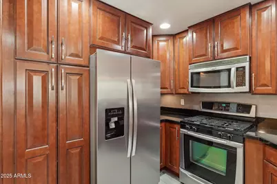 5350 E Deer Valley Drive #2408, Phoenix, AZ 85054 - Photo 3