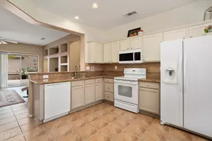 16838 W Cortaro Point Dr, Surprise, AZ 85387 - Photo 11