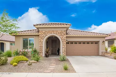 20393 W Hillcrest Boulevard, Buckeye, AZ 85396 - Photo 1