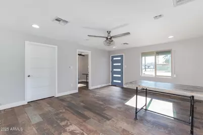 2328 E Osborn Road, Phoenix, AZ 85016 - Photo 11