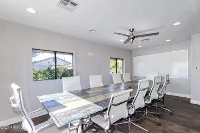 2328 E Osborn Road, Phoenix, AZ 85016 - Photo 1