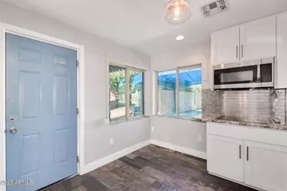 2328 E Osborn Road, Phoenix, AZ 85016 - Photo 13