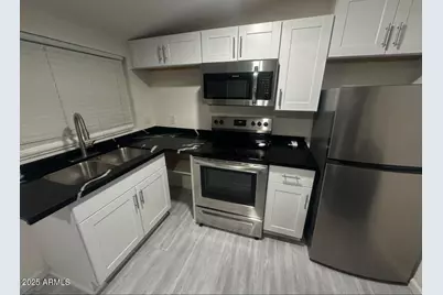 3539 W Orange Drive, Phoenix, AZ 85019 - Photo 37