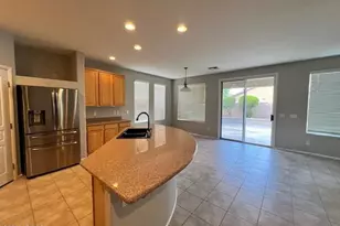 10618 W Lone Cactus Dr, Peoria, AZ 85382 - Photo 1