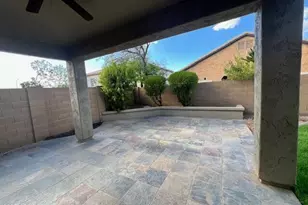 10618 W Lone Cactus Dr, Peoria, AZ 85382 - Photo 5