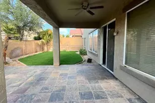 10618 W Lone Cactus Dr, Peoria, AZ 85382 - Photo 3