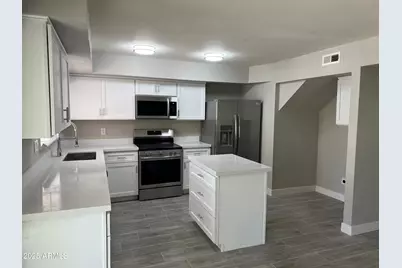 4424 E Belleview Street, Phoenix, AZ 85008 - Photo 1