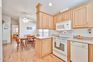 17200 W Bell Rd, Surprise, AZ 85374 - Photo 9