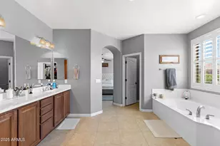 1918 W Bonanza Ln, Phoenix, AZ 85085 - Photo 23