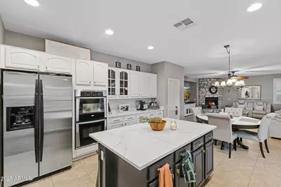 1918 W Bonanza Lane, Phoenix, AZ 85085 - Photo 13