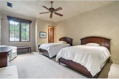 4836 E White Gates Drive, Phoenix, AZ 85018 - Photo 81