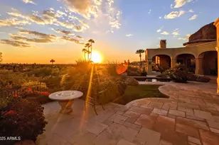 4836 E White Gates Dr, Phoenix, AZ 85018 - Photo 9