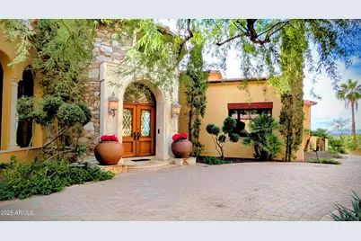 4836 E White Gates Drive, Phoenix, AZ 85018 - Photo 5