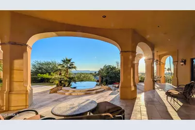 4836 E White Gates Drive, Phoenix, AZ 85018 - Photo 11