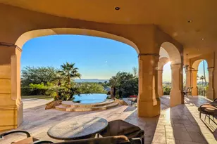 4836 E White Gates Dr, Phoenix, AZ 85018 - Photo 11