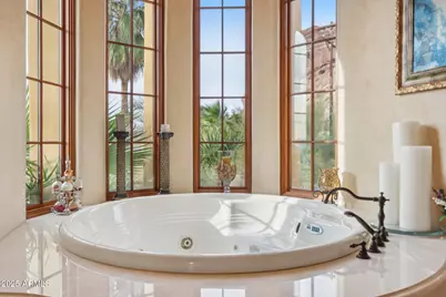 4836 E White Gates Drive, Phoenix, AZ 85018 - Photo 101