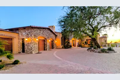 4836 E White Gates Drive, Phoenix, AZ 85018 - Photo 5