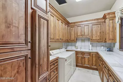 4836 E White Gates Drive, Phoenix, AZ 85018 - Photo 71