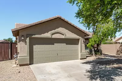 43329 W Alexandra Court, Maricopa, AZ 85138 - Photo 3