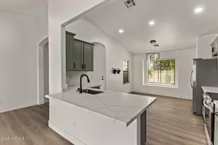 43329 W Alexandra Ct, Maricopa, AZ 85138 - Photo 9