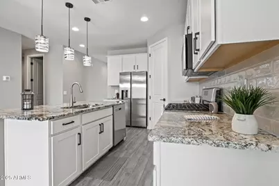 11247 E Unger Avenue, Mesa, AZ 85212 - Photo 5